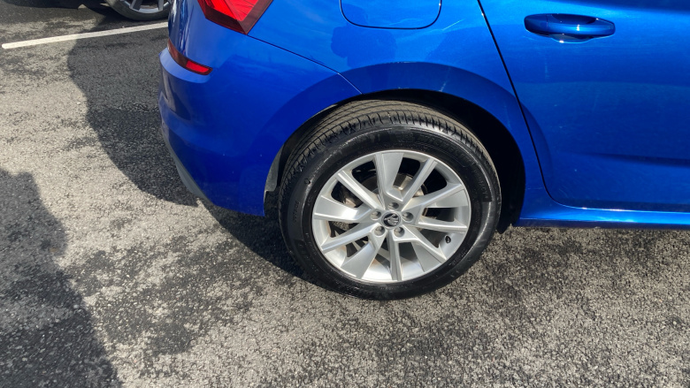 Skoda Kamiq 1.5 TSI SE Drive 5dr DSG Petrol Hatchback